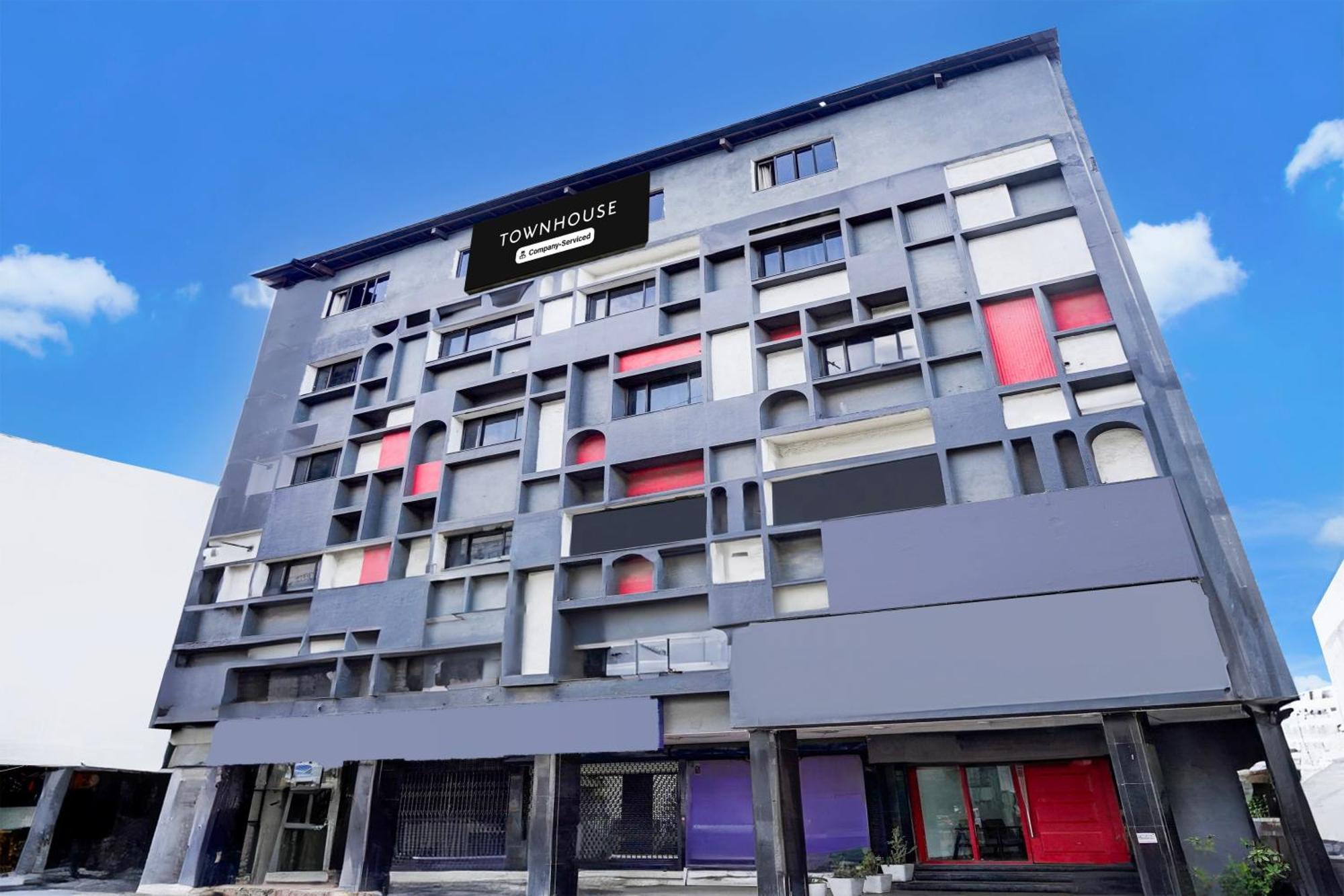 Super Townhouse Nagpur Railway Station Hotell Eksteriør bilde