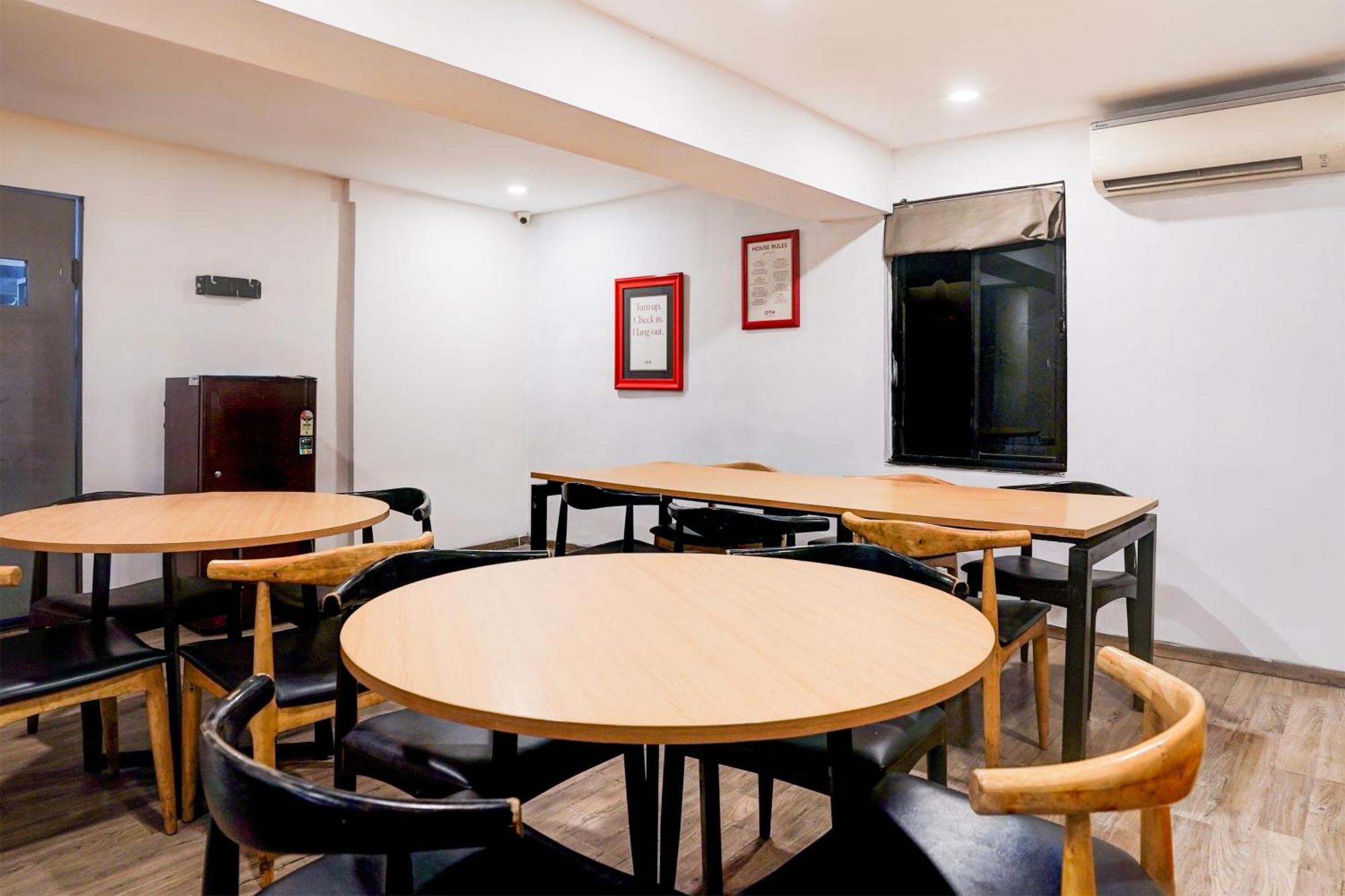 Super Townhouse Nagpur Railway Station Hotell Eksteriør bilde